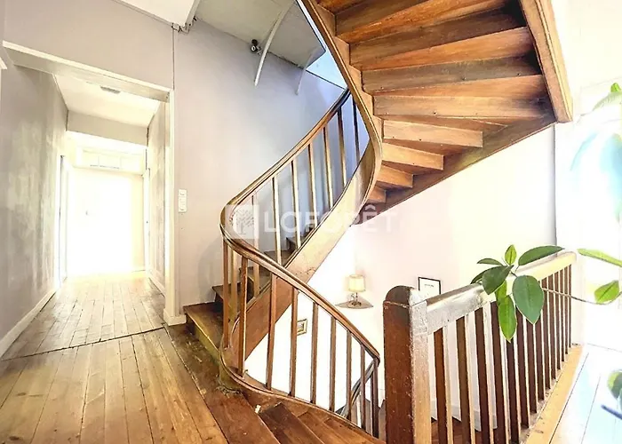 La Roche D'anjou Konukevi *