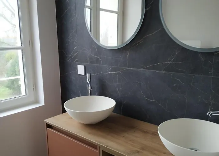 La Roche D'anjou Saint-Mathurin (Maine-et-Loire)